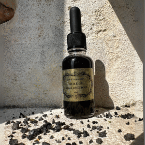 huile de malediction 2 c8e4cbcc 7708 4b7f 97bf a7a3c046d925.png